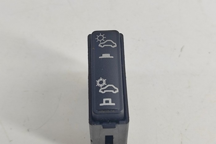Comutator AUDI A8 D2 4D2, 4D8 1997 OEM: 441959511A 29952818