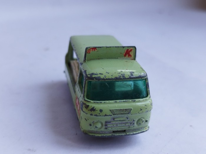 bnk jc Matchbox 21c Commer Bottle Float