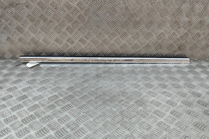 Chedar geam ușă dreapta față MERCEDES-BENZ CLA Coupe C117 2018 OEM: A1177250282 21706960