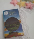 The second chronicles of Thomas Covenant, volume one: The Wounded Land ☆Stephen Donaldson☆