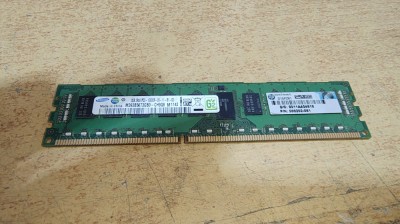 Ram Server Samsung 2GB DDR3 PC3-10600R M393B5673GB0-CH9Q8 foto