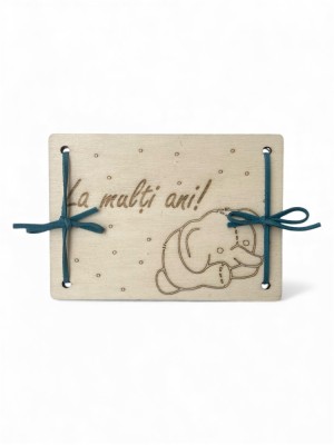 Felicitare din lemn gravata foto