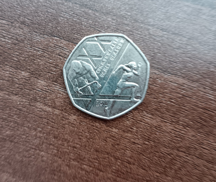 M3 C50 - Moneda foarte veche - Anglia - fifty pence omagiala - 2014