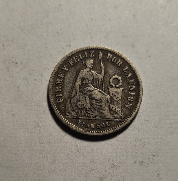 Peru 1/5 Sol 1866 Patina