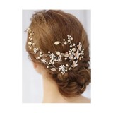 Cumpara ieftin Accesoriu de Par Mireasa cu Flori si Strasuri - Aurie - 24 cm