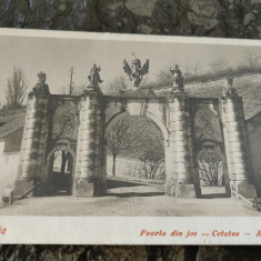 Carte postala Alba Iulia, Poarta de Jos, Cetatea, circulata 1930 Mihai copil