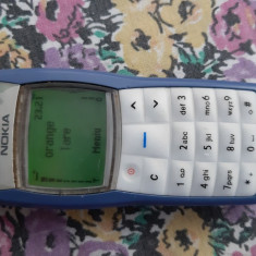 NOKIA 1100 FUNCTIONEAZA . SE VINDE FARA BATERIE SI FARA INCARCATOR !