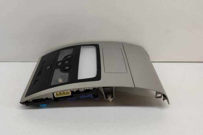 Iluminare interioară LEXUS GS _L1_ 2014 OEM: 75631-30110,75631-30170,75631-30120,1D111-164G 26305538
