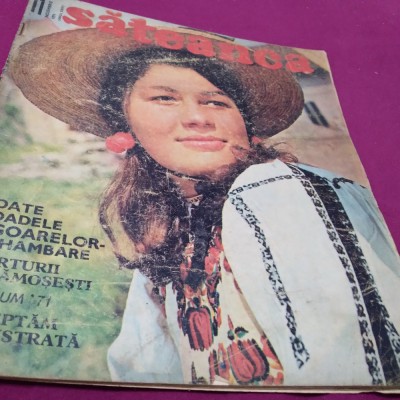 REVISTA SATEANCA 11NOIEMBRIE 1971 /COPERTA MAI TOCITA foto
