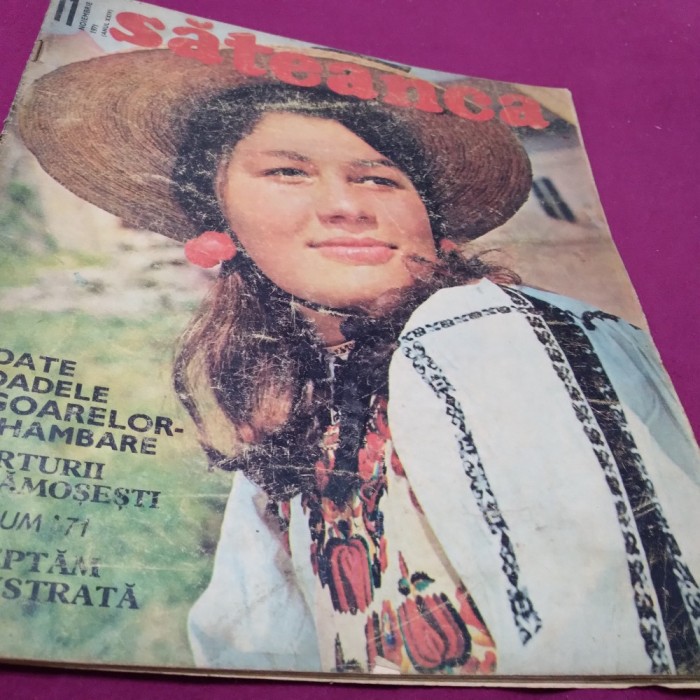 REVISTA SATEANCA 11NOIEMBRIE 1971 /COPERTA MAI TOCITA
