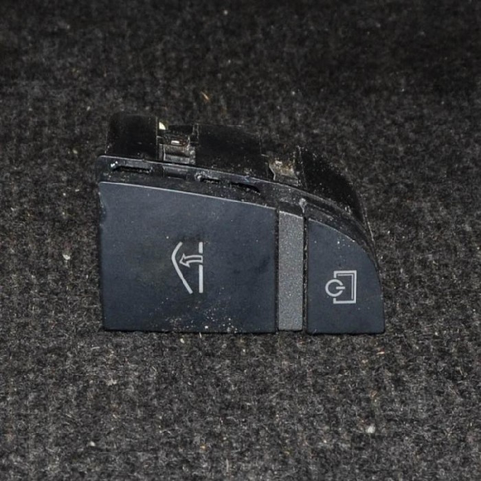 Comutator AUDI A6 4F2, C6 2005 OEM: 4F2927227A 1946571