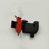 &Icirc;ncuietoare capac rezervor MERCEDES-BENZ CLS C218 2012 OEM: A2048200072 28977081