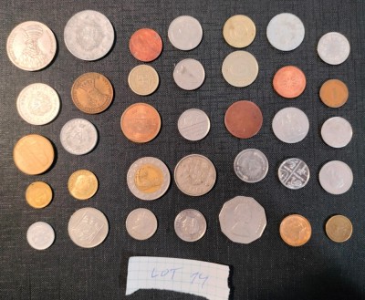Lot 35 monede 14 foto