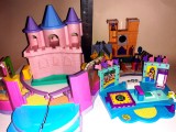 Diorama castel papusa Polly circ salon machiaj demontabil mobil mini LOT4 T3