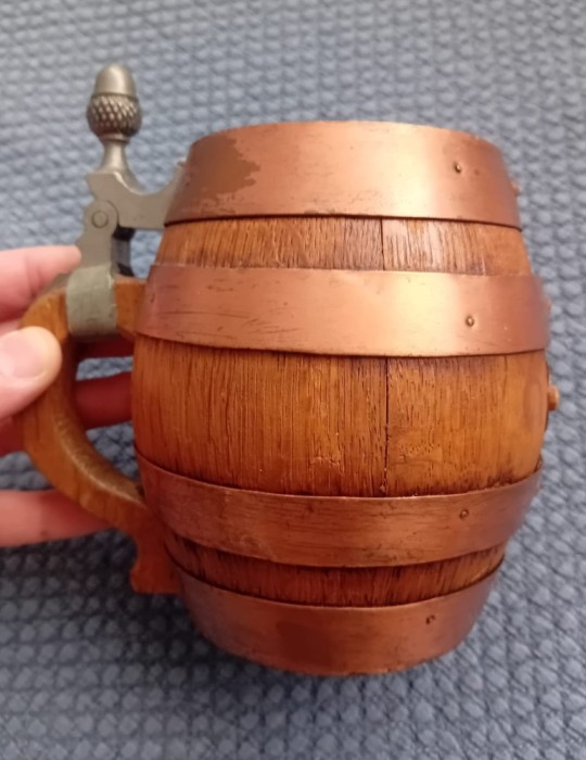 Halba din lemn cu capac