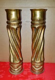 G901-Pereche Vaze obuz vechi din razboi de soldati de pe front manual executate din bronz masiv marcaje spaten stare buna. h-29,5, diametrul 7,3 cm.