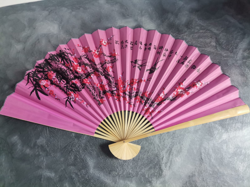 foarte autoritate ambiţie  Evantai mare perete Feng Shui roz, randunici si flori de cires 90 cm x 160  cm | arhiva Okazii.ro