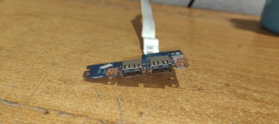 Port Usb Laptop Acer Aspire V3-571G foto