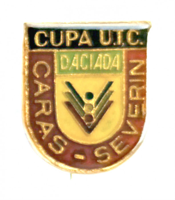 INSIGNA CUPA UTC CARAS SEVERIN DACIADA UTM PCR