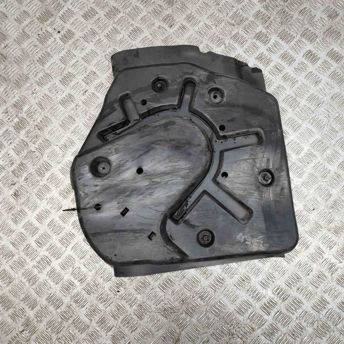 Scut motor central spate MERCEDES-BENZ E Coupe C207 2015 OEM: A2076930000