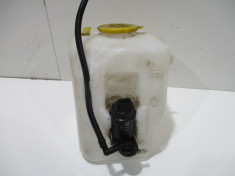 Vas lichid spalator parbriz + pompita Opel Corsa C An 2000-2006 cod 24439254 foto