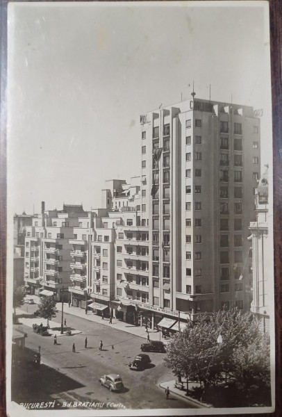 Carte postala - Bucuresti: Bd. Bratianu