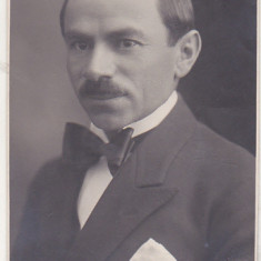bnk foto Portret de barbat - Foto N Buzdugan Bucuresti 1921