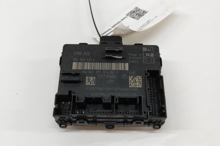 Modul de control ușă dreapta față VW TOUAREG CR7 2023 OEM: 4M1959593K 30768589