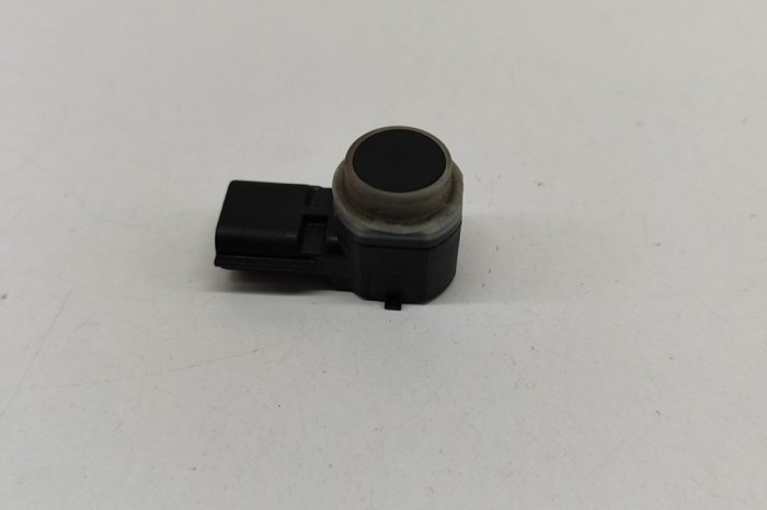 Senzor de parcare spate NISSAN JUKE F16 2021 OEM: 284429097R 23699742