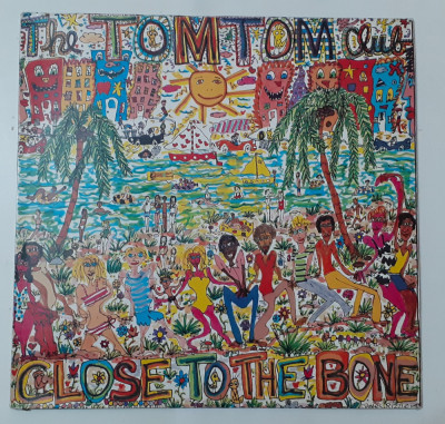 The Tom Tom Club - Close To The Bone - Disc vinil LP (VEZI DESCRIEREA) Impecabil foto