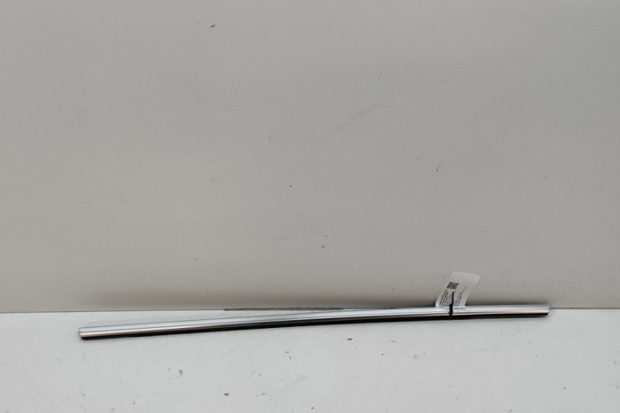 Bandou superior ușă dreapta spate AUDI Q5 FY 2017 OEM: 80A853763 27807637