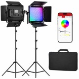 Cumpara ieftin Kit profesional iluminare studio GVM 800D RGB cu 2 panouri LED, lentile optice, 19500 Lux la 0,5 m, 20 efecte de scena, CRI 97+, stative reglabile si