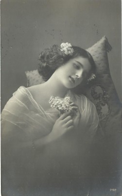 AMS# - ILUSTRATA FEMEIE VISAND 1915 CIRCULATA foto