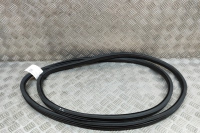 Garnitura ușă dreapta față PORSCHE CAYENNE 92A 2015 OEM: 7P0867365H,7P0.867.365.H | 22448978 foto