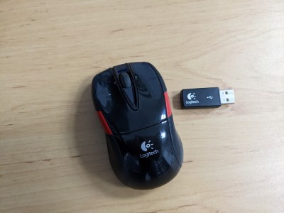Mouse LOGITECH M525 Wireless + Adaptor Usb foto
