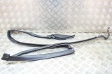 Garnitura de cauciuc ușă st&acirc;nga spate LAND ROVER RANGE ROVER SPORT II L494 2019 OEM: DK62-250A21-A 14105888
