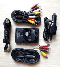 Cabluri RCA-DIN 3buc + 2 adaptoare auto (bricheta 4,5V si casetofon) foto