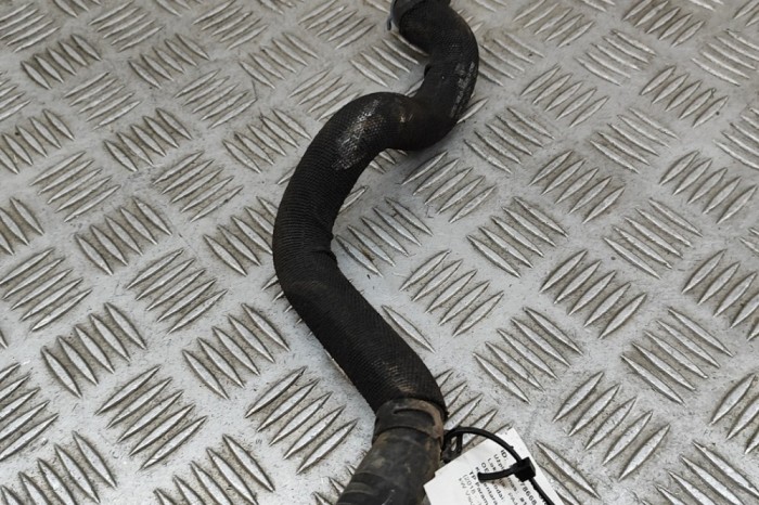 Furtun de lichid de răcire PORSCHE CAYENNE 9Y0/9Y3 2023 OEM: 4M0121545N 29178668