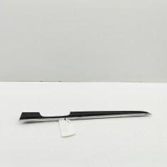 Ornament panou ușă dreapta spate JEEP GRAND CHEROKEE IV WK, WK2 2015 OEM: K5PS38DX9AA,5PS38DX9AA 32738968