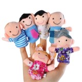 Cumpara ieftin Papusi de deget familie, set 6 personaje textile, 8 x 8 cm, multicolor, pentru povesti si jocuri de rol