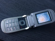 TELEFON CU CLAPETA NOKIA 2760 FUNCTIONAL.CITITI DESCRIEREA CU ATENTIE VA ROG! foto