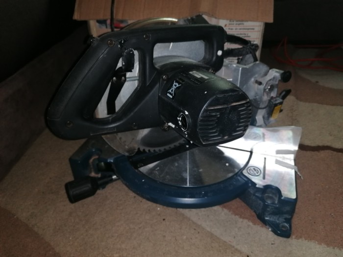 CIRCULAR EINHEL 1600 W PENTRU TAIERI LA UNGHI , INCLINATE ETC NUMAI PT BUCURESTI