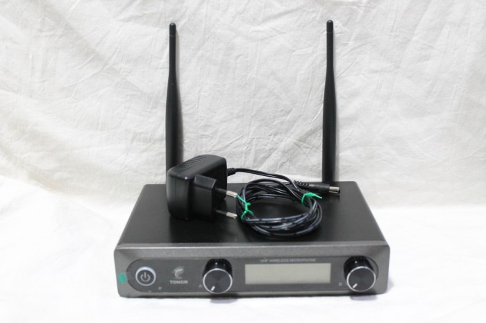 Receiver pentru microfoane wireless Tonor TW-820