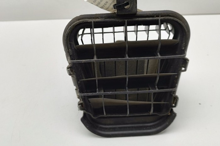 Grila de ventilație caroserie AUDI A6 Avant 4G5, C7, 4GD 2017 OEM: 4G9819161B | 31979039