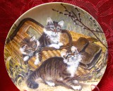 FARFURIE PORTELAN KNOWLES FINE CHINA BRADEX EDITIE LIMITATA DECOR PISICI 22 CM