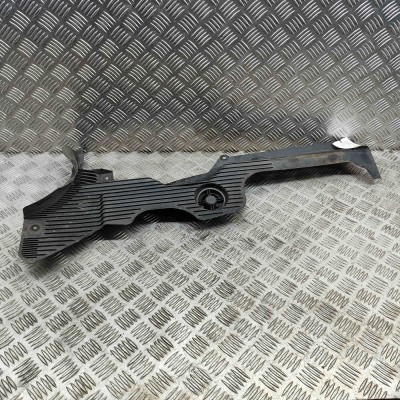 Scut motor dreapta spate PORSCHE MACAN 95B 2016 OEM: 95B825282B,95B.825.282.B foto