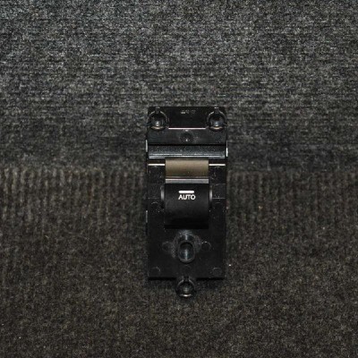 Buton geam ușă dreapta spate HYUNDAI i40 VF 2013 OEM: 93580-3Z050 1609065 foto