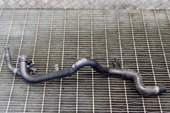 Furtun de lichid de răcire AUDI A4 8K2, B8 2011 OEM: 8K0121101P,03L121071B 11554030