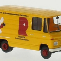 Macheta Mercedes L 406 D Riegelein chocolat personnages - Brekina scara 1:87