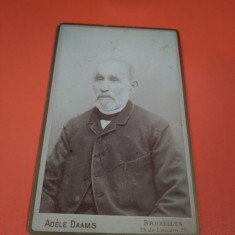 FOTO BARBAT ANII 1900 VECHI PE CARTON GROS 10 / 7 CM DE COLECTIE RARA!